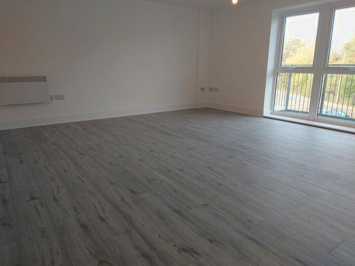 1 Bedroom Flat To Rent In Birch Road, Luton, LU1