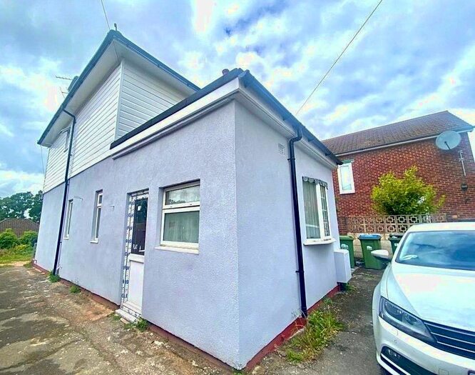 Studio To Rent In Warren Crescent, Southampton, SO16