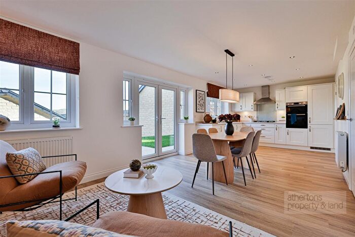 4 Bedroom Detached House For Sale In Meadow View Close, Worsthorne, Burnley, BB10