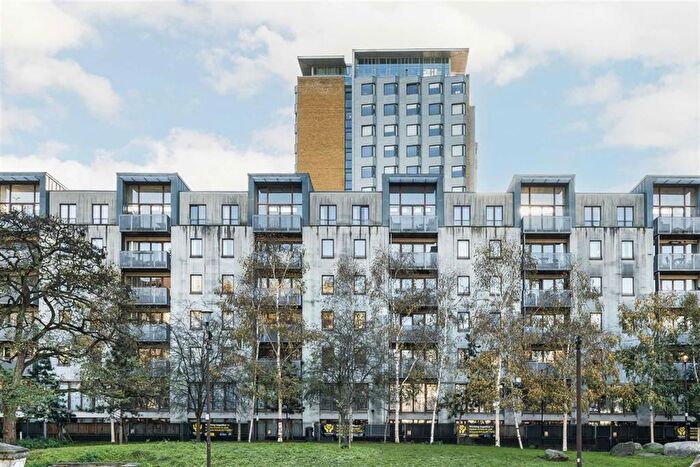 3 Bedroom Flat For Sale In Adler Street, Aldgate East, E1