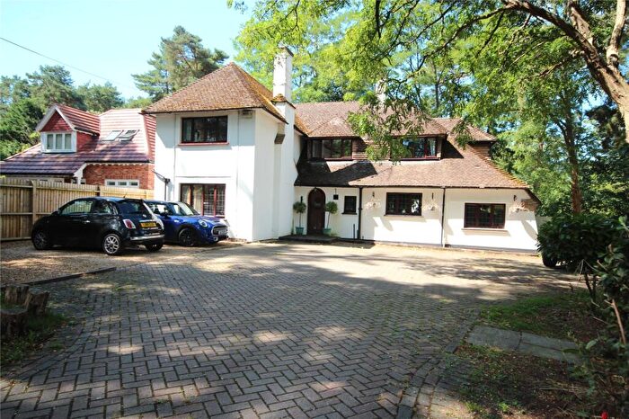 4 Bedroom Detached House For Sale In Ashley Drive North, Ashley Heath, Ringwood, Hampshire, BH24