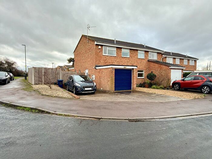 3 Bedroom Terraced House For Sale In Battle Road, Tewkesbury, GL20