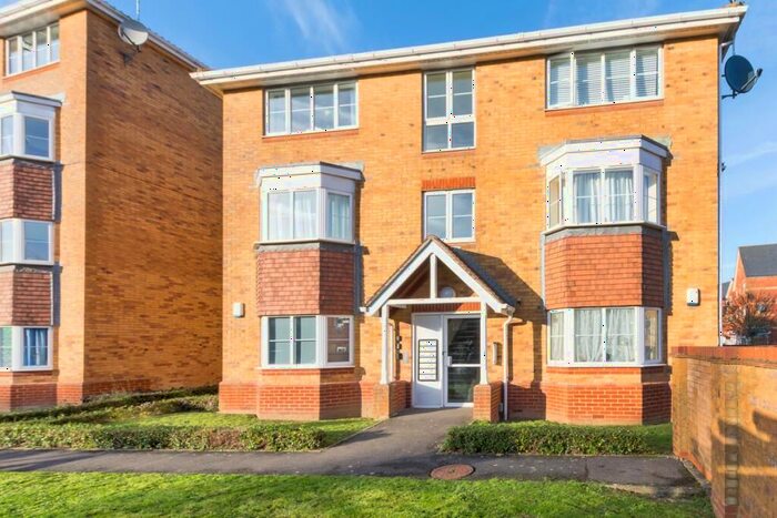 2 Bedroom Flat To Rent In Peter Candler Way, Kennington, Ashford, TN24