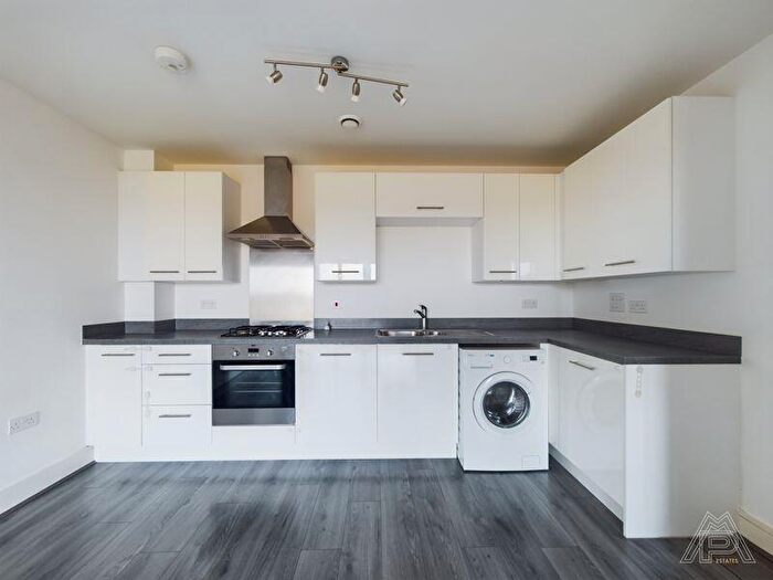 2 Bedroom Apartment To Rent In Winstar Drive, South Ockendon, RM15