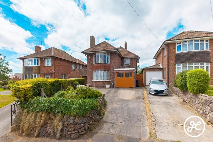3 Bedroom Detached House For Sale In Haygrove Road, Bridgwater, TA6