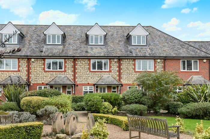 3 Bedroom Terraced House To Rent In Asprey Mews, Beckenham, BR3