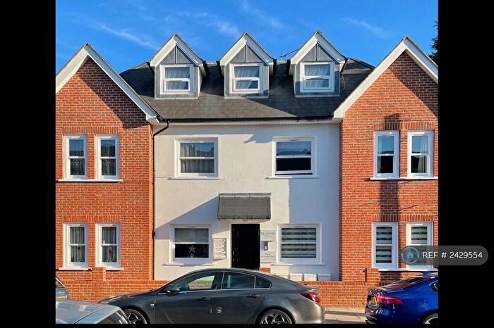 1 Bedroom Flat To Rent In The Stables, Wood Green, N22