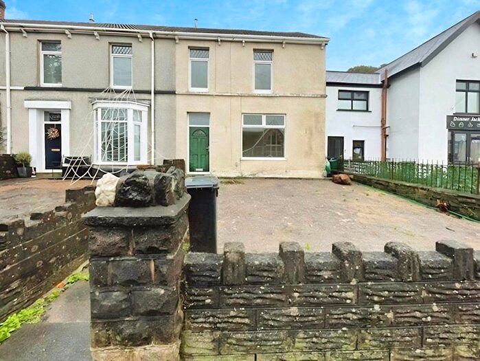 5 Bedroom Property To Rent In Neath Road, Briton Ferry, Neath, SA11