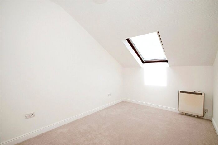 1 Bedroom Flat For Sale In Accrington Road, Burnley, Lancashire, BB11
