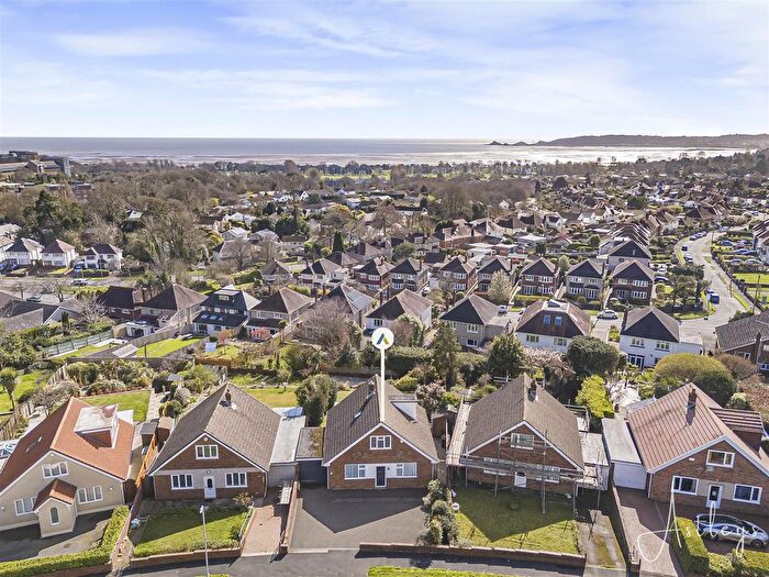 4 Bedroom Detached House For Sale In Parklands View, Sketty, Swansea, SA2