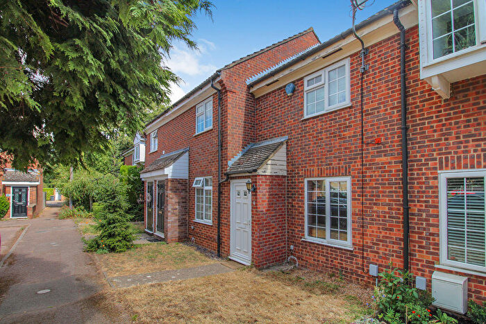 2 Bedroom Terraced House For Sale In Greenview Close, Kempston, MK42