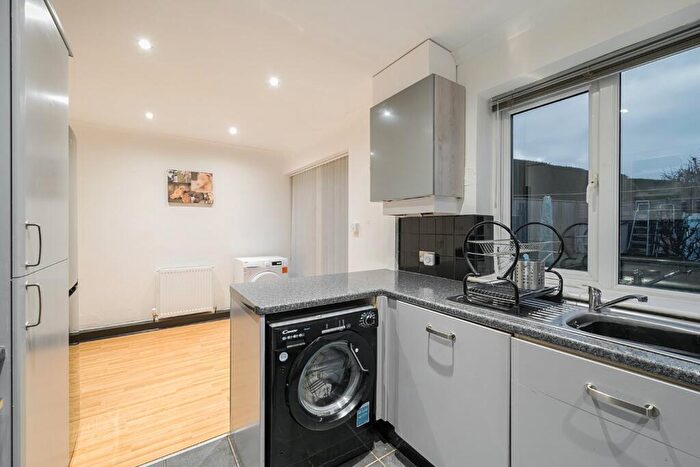 3 Bedroom Terraced House For Sale In Inman Grove, Knaresborough, North Yorkshire, HG5
