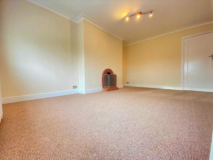 3 Bedroom Flat To Rent In Ealing Village, London, Ealing, W5