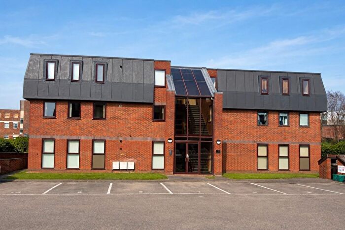 1 Bedroom Flat For Sale In St. Johns Court Church Road, Egham, Surrey, TW20