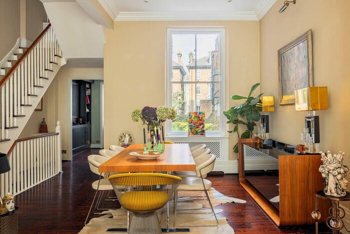 4 Bedroom Terraced House To Rent In Finborough Road, London, SW10