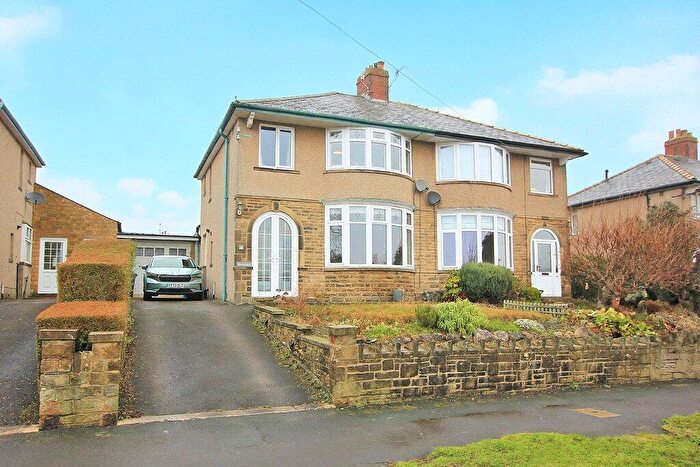 3 Bedroom Semi Detached House For Sale In Princes Drive, Skipton, BD23