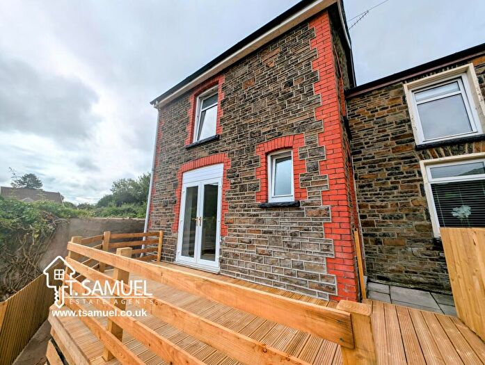 3 Bedroom End Of Terrace House For Sale In Glen Cottage, Darran Road, Mountain Ash, CF45