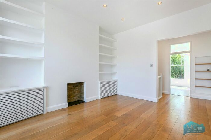 3 Bedroom Flat To Rent In Ospringe Road, Kentish Town, London, NW5
