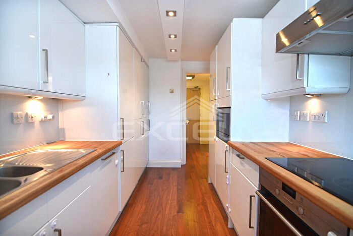 2 Bedroom Cottage To Rent In St. Gabriels Road, Cricklewood, NW2