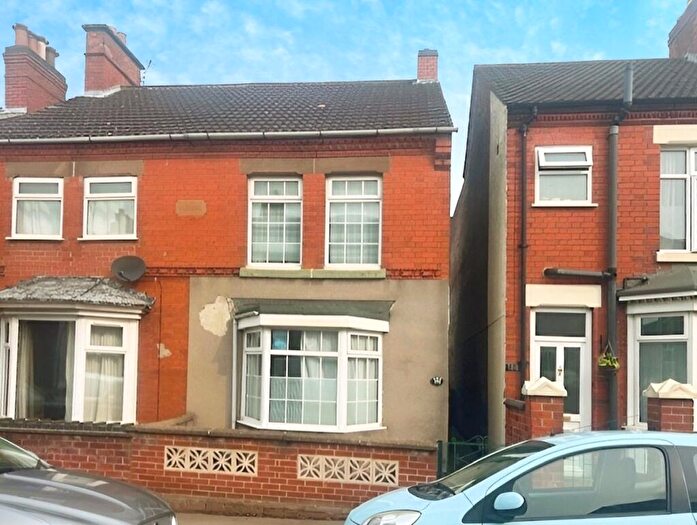 3 Bedroom Semi-Detached House To Rent In Highfield Street, Coalville, Leicestershire, LE67