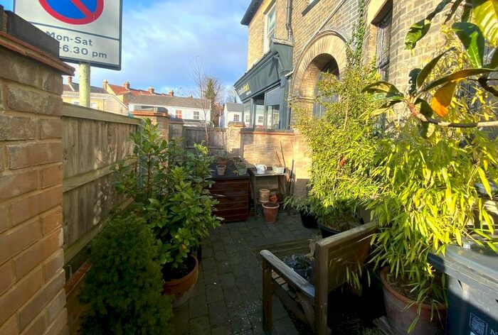 2 Bedroom Flat To Rent In Unthank Road, Norwich, NR2