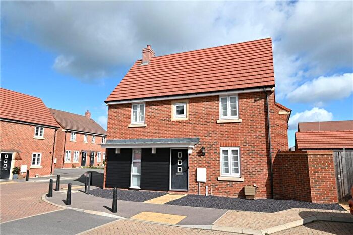 3 Bedroom Semi-Detached House To Rent In Tubb Way, Basingstoke, Hampshire, RG24