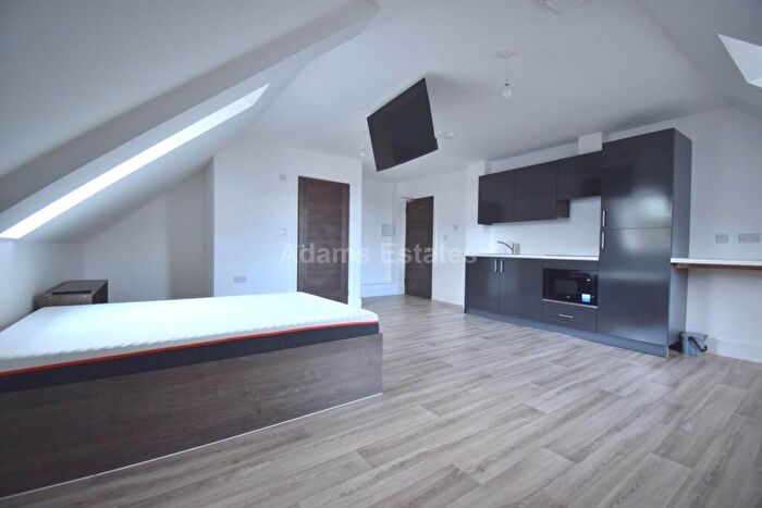 Studio To Rent In Block A, Charndon Close, Reading, RG2