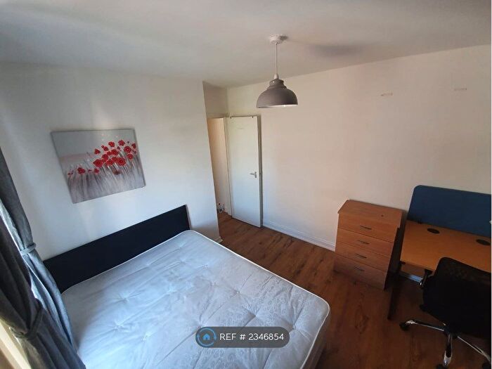 5 Bedroom Semi-Detached House To Rent In Rathbone Road, Wavertree, Liverpool, L15