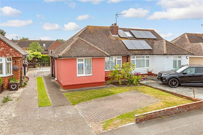 2 Bedroom Semi-Detached Bungalow For Sale In Vine Close, Ramsgate, Kent, CT11