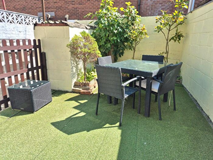 1 Bedroom Flat For Sale In St. Michaels Road, Bournemouth, Dorset, BH2