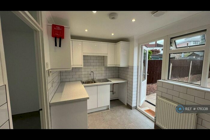 3 Bedroom Terraced House To Rent In Erith Road, Northumberland Heath, DA8