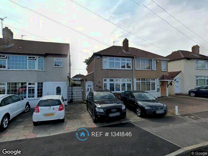 2 Bedroom Semi-Detached House To Rent In Birch Grove, Kent, DA16