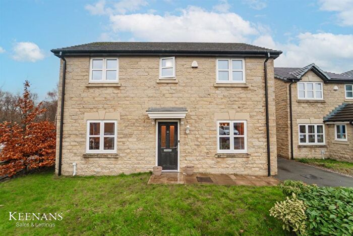 3 Bedroom Detached House For Sale In Maden Fold Close, Burnley, BB12