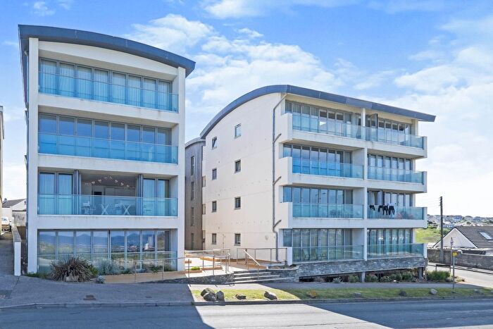 2 Bedroom Flat To Rent In Zenith, Newquay, TR7