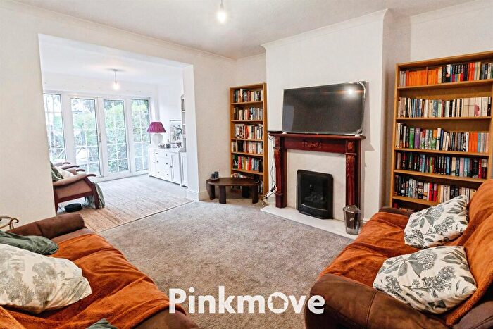 3 Bedroom Semi-Detached House For Sale In High Cross Lane, Rogerstone, Newport, NP10