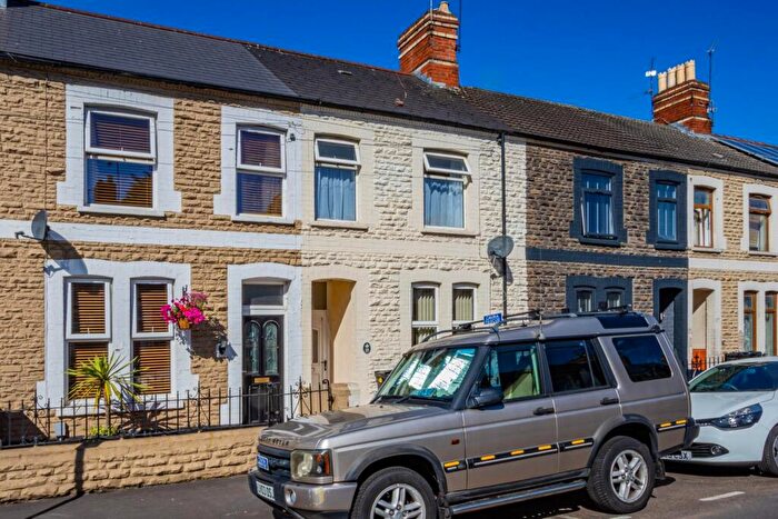 3 Bedroom Private Halls To Rent In Inverness Place, Roath, CF24