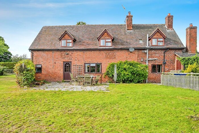 3 Bedroom Farmhouse For Sale In Pinfold Lane, Abbots Bromley, Rugeley, WS15