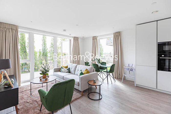 2 Bedroom Apartment To Rent In Beresford Avenue, Wembley, HA0