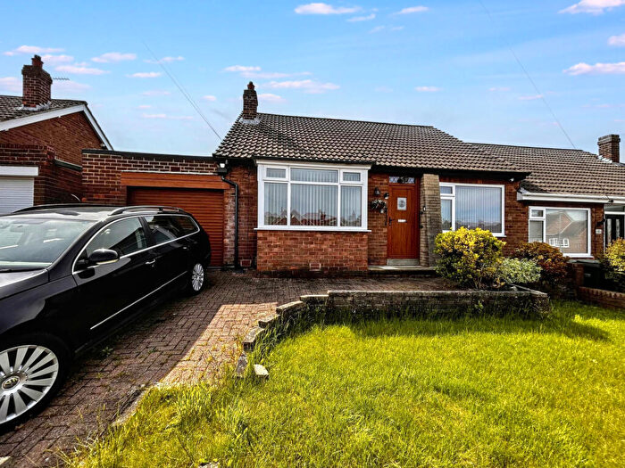 2 Bedroom Semi-Detached Bungalow For Sale In Birchfield Gardens, Gateshead, Tyne And Wear, NE9