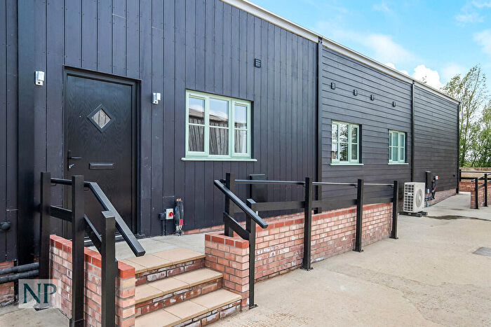 2 Bedroom Barn Conversion To Rent In Bulls Road, Hemingstone, IP6