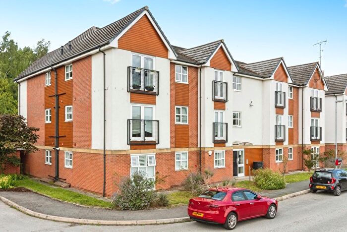 2 Bedroom Flat For Sale In Clearwater Quays, Warrington, Cheshire, WA4