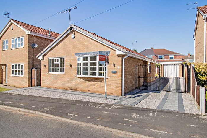 3 Bedroom Detached Bungalow For Sale In Elmdale Close, Doncaster, DN3