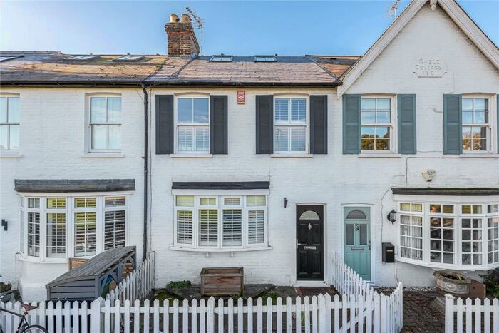 4 Bedroom Terraced House To Rent In Tilt Road, Cobham, Surrey, KT11