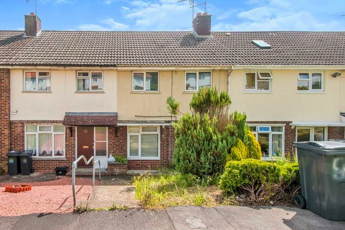 Flat To Rent In Walpole Road, Winchester, Hampshire, SO22