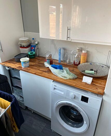 3 Bedroom Terraced House To Rent In Cumberland Road, London, E13