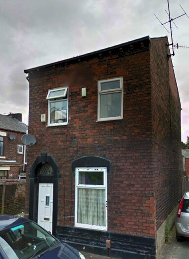 2 Bedroom End Of Terrace House To Rent In Wren Street, Salem, Oldham, OL4