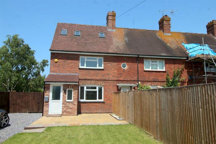 3 Bedroom End Of Terrace House To Rent In Station Road, Dunton Green, Sevenoaks, TN13
