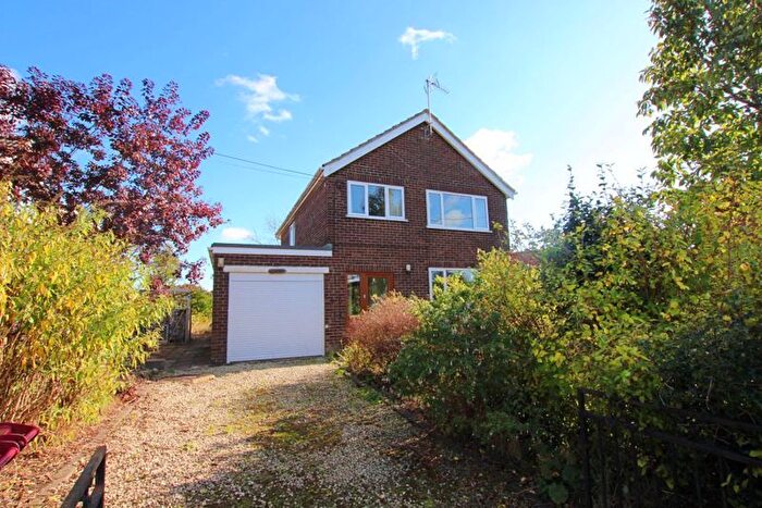 3 Bedroom Detached House For Sale In Gravel Pit Lane, Kirmington, Ulceby, DN39