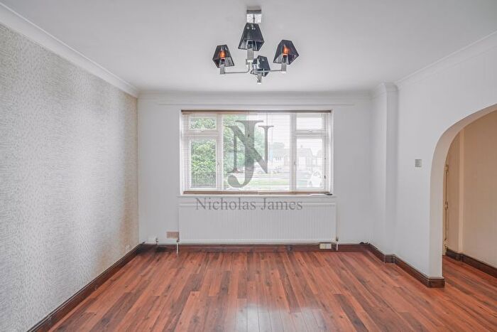 Property To Rent In St. John's Avenue, London, N11