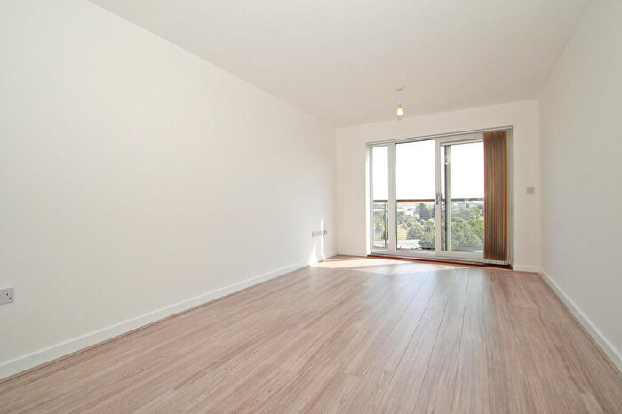 1 Bedroom Apartment To Rent In Exmoor House, Belvedere Park, DA17